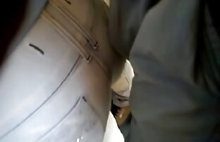A velha avozinha xvideo caseiro siririca leva uma cona a bater no couc